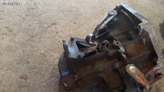 peugeot 205 1.4 benzinli çıkma manuel şanzıman