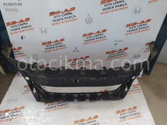 Peugeot 3008 radyatör ızgarası