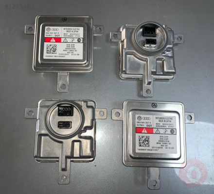 AUDI A1 A3 A4 A6 A7 A8 Q3 XENON FAR BEYNİ 8K0941597B