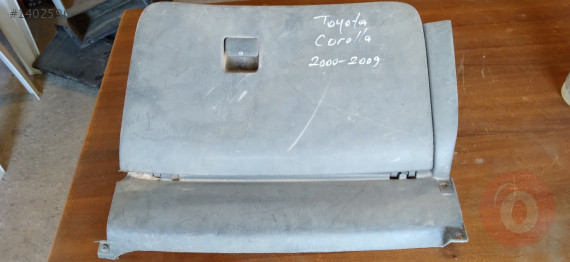 Toyota Corolla Torpido kapağı