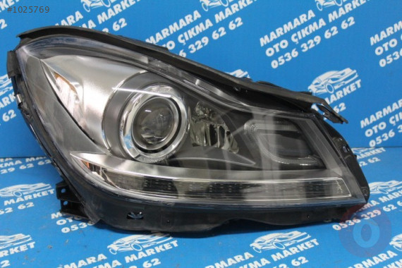 MERCEDES 204 MAKYAJLI SAĞ FAR
