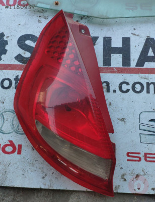 8A61-13405 ford fiesta 2011 sol stop hasarlı