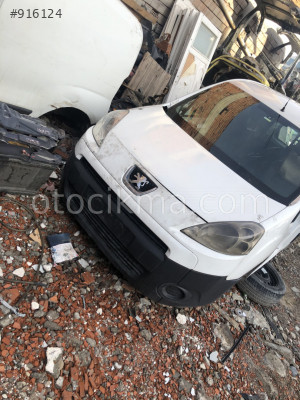 Pejo partner tepe çıkma ön kaput