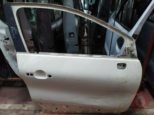 RENAULT CAPTUR CIKMA ORIJINAL SAĞ ON KAPI