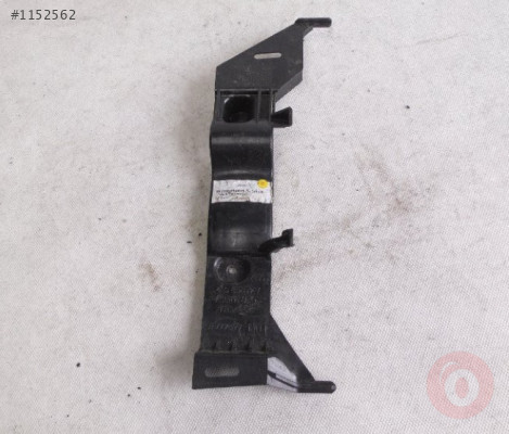 AUDİ Q7 07-15 B DİREK KAPLAMA YUVASI SOL 4L0858847