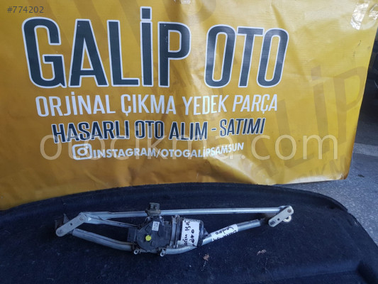 Dacia Sandero Silecek motoru hatasız orjinal çıkma