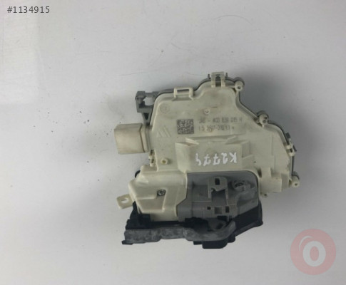 AUDİ A4 A5 Q5 KAPI KİLİDİ SOL ARKA 4G0839015H