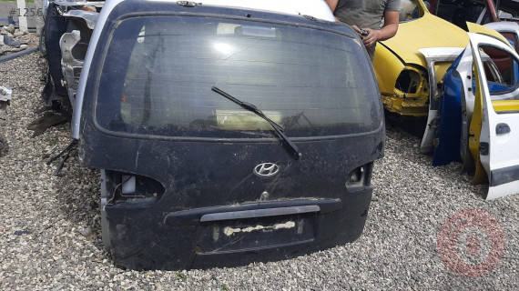 hyundai starex çıkma bagaj kapağı
