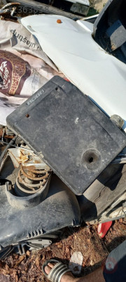 FİAT UNO 1996 MODEL HAVA FİLTRE KUTUSU