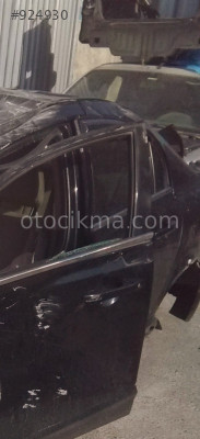 2007 HONDA CİVİC 1.6 ORİJİNAL SOL ARKA KAPI.