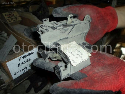 SAĞ SÜRGÜLÜ KAPI İÇ KİLİDİ FİAT DOBLO 06-