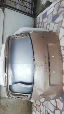 RENAULT MODUS ÇIKMA BAGAJ KAPAĞI