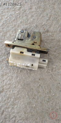 Renault scenic arka cam kilidi