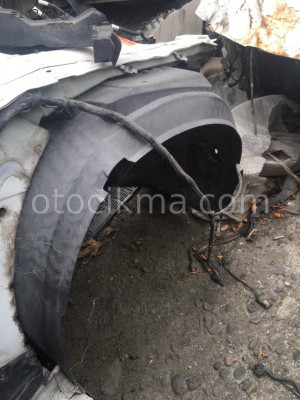 Audi A4 B8 ön davlumbaz hatasız orjinal çıkma