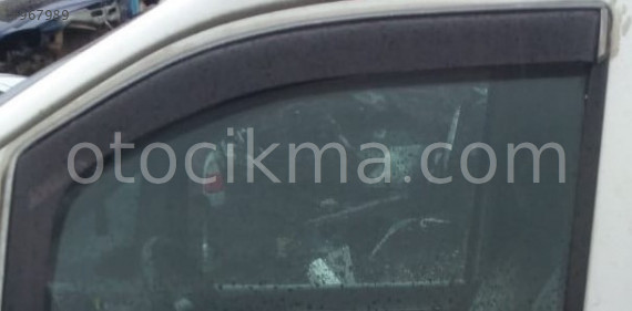 2002 peugeot expert 1.9 dizel çıkma sol ön kapı cam plastiği