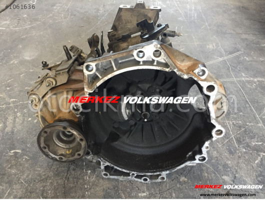 VOLKSWAGEN - GOLF / BCB 1.6 MANUEL ŞANZIMAN