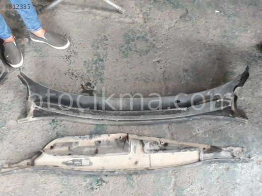 Opel corsa E on cam ızgarası elek