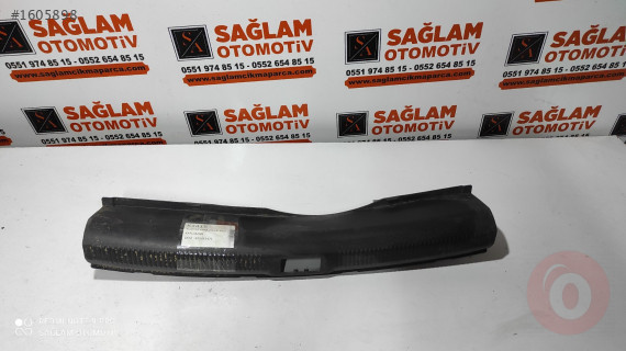 AUDİ A4 ÇIKMA  BAĞAJ KİLİT KAPLAMASI OEM; 8K5863471