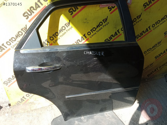 CHRYSLER 300c SAĞ ARKA KAPI