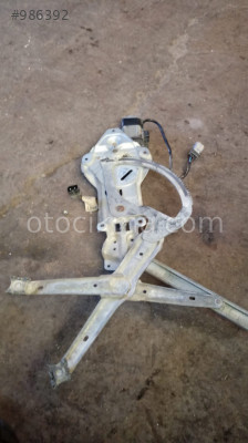 bmw e34 5.20 çıkma sağ ön motorlu cam krikosu
