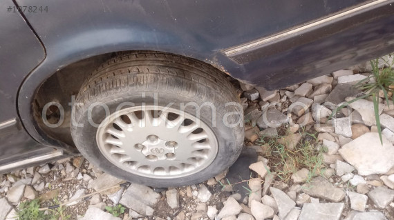toyota cressida çıkma çelik jant