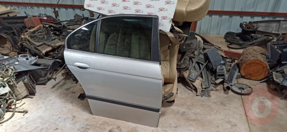 BMW E39 SAĞ ARKA KAPI