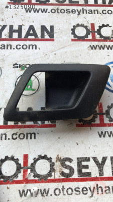 6K0867197A vw polo classic sol kapı iç açma kolu kaplaması