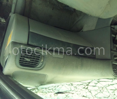 ORİJİNAL 96 VOLVO S40 DOLU TORPİDO.