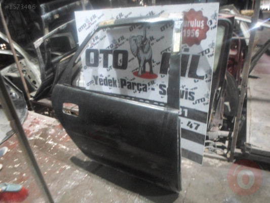 OPEL VECTRA 1988 - 1995 ARKA SAĞ SİYAH KAPI ÇIKMA