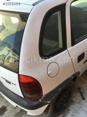 OPEL CORSA SAĞ ARKA ÇAMURLUK