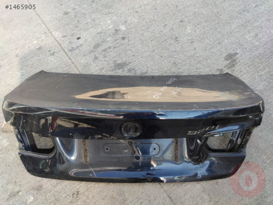 BMW 3 Serisi F30 Bagaj Kapağı