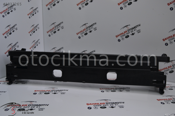 BMW 5 SERİSİ F10 F11 F07 ÖN RADYATÖR BAKALİTİ