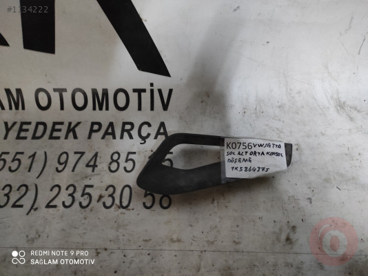 OEM;1K5864375  VW JETTA SOL ALT ORTA KONSOL DÖŞEME
