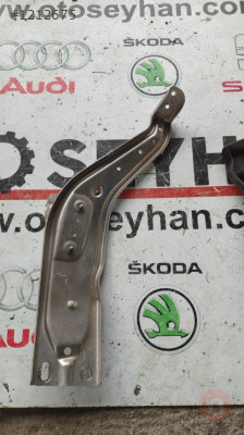 1T1858784B vw caddy göğüs demiri bağlantı kolu
