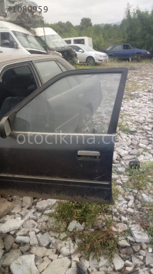 toyota corona 2.0 çıkma sol ön dolu kapı