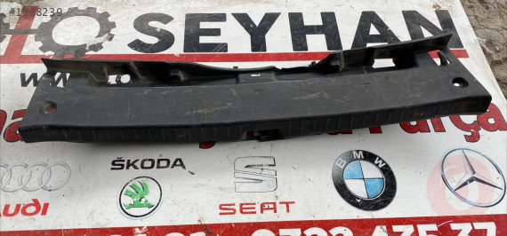 58387-12070 toyota corolla 2008 bagaj kilit kaplaması