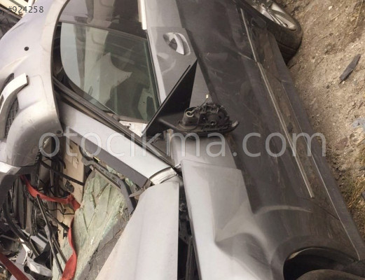 2014 MERCEDES 220 GLK ORİJİNAL SOL ÖN KAPI.