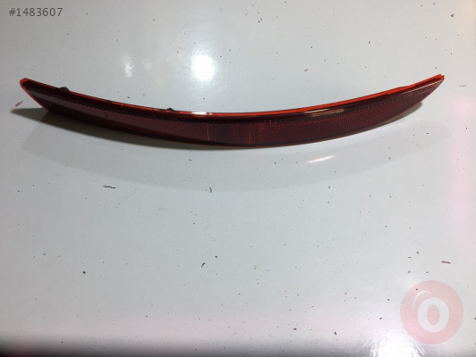 PASSAT GTE 4 SOL ARKA TAMPON REFLEKTÖRÜ SIFIR