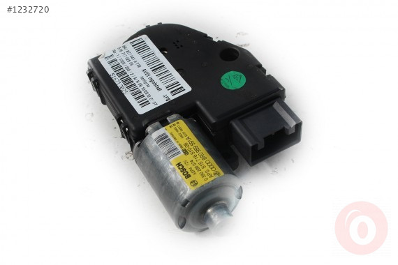 GOLF PASSAT TİGUAN A5 Q5  SUNROOF MOTORU  8R0959591A