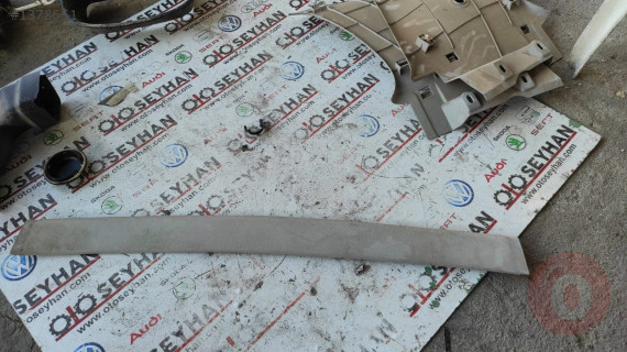 6N0867617 1998 polo hacback arka tavan kartonu ve plastiği