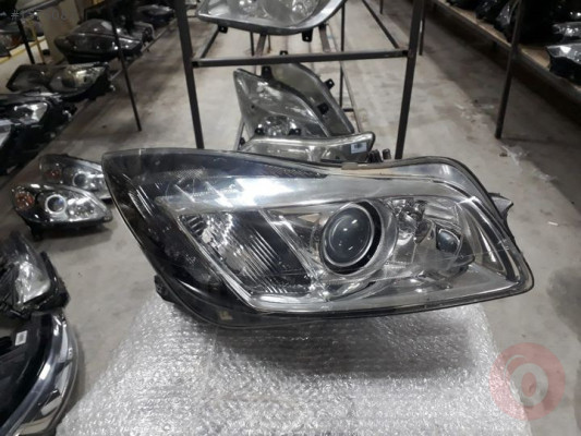 2011  OPEL İNSİGNİA SAĞ XENON FAR ÇIKMA