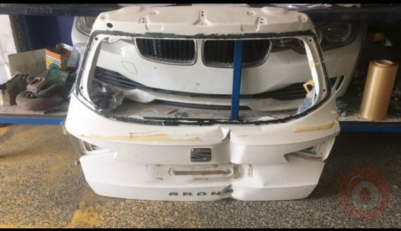 Seat arona  bagaj kapağı  çıkma parçalar