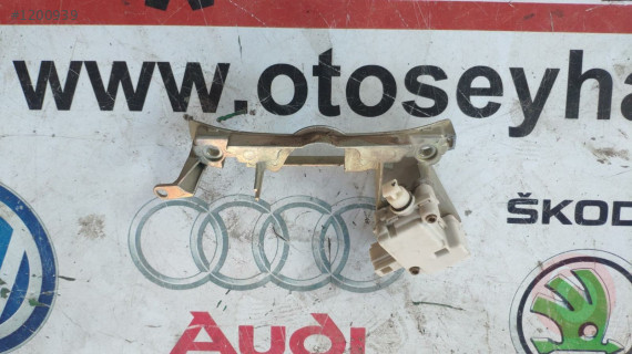 6Q6827601B 3B0959781C vw polo 2004 bagaj açma kolu iç braket