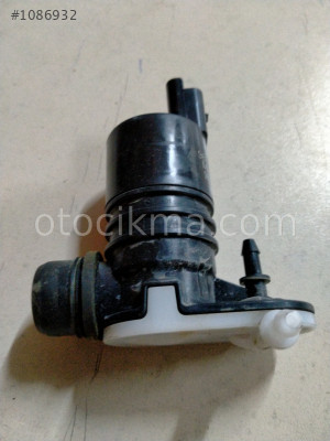 Peugeot 3008 cam su bidonu motoru