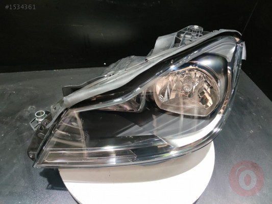 Mercedes C Serisi W204 Sol Far 030127020700