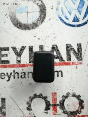 nissan vanetta cargo göğüs boş düğme kapağı
