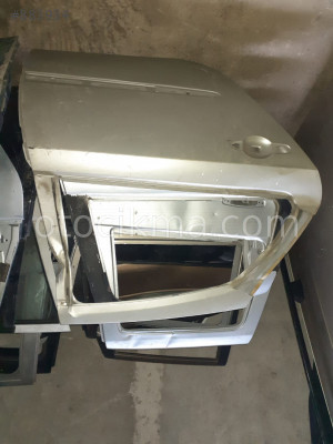 RENAULT LAGUNA 2 SAĞ ARKA KAPI VE TÜM ÇIKMA PARÇALAR