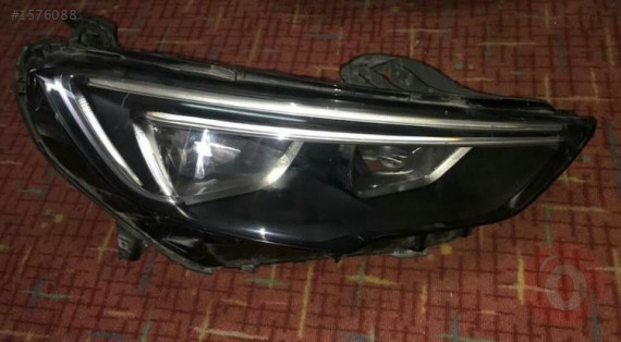 OPEL İNSIGNİA LEDLİ SAĞ FAR ÇIKMA