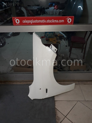 Fiat  egea  sağ on çamurluk  beyaz  temiz