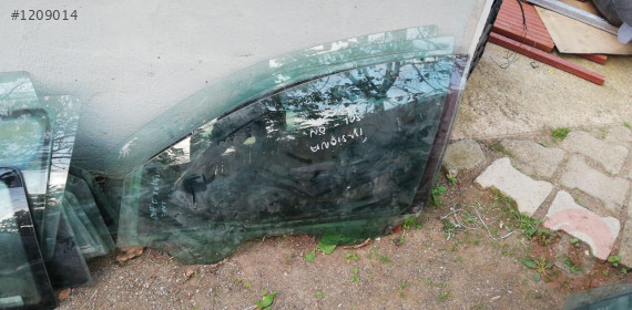 opel insignia çıkma sol arka kapı camı.